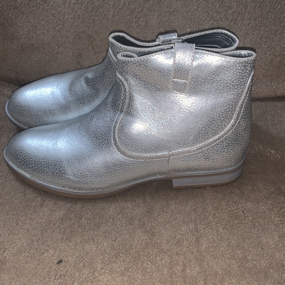 Kenneth Cole ankle booties - Picture 4 of 6